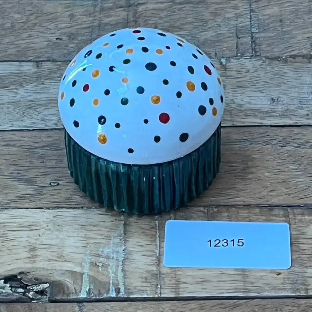 Art Studio Pottery Hand Painted Polka Dot Cupcake Ceramic Trinket Boxes 2.5